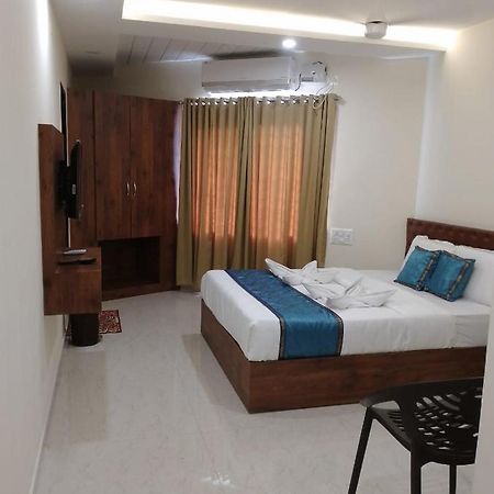 Hotel Rajdhani Μπανγκαλόρ Εξωτερικό φωτογραφία